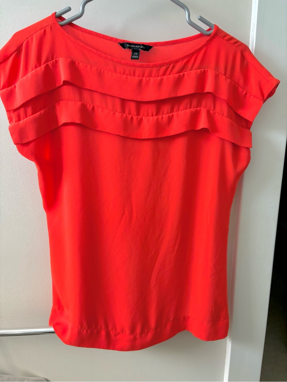 Banana Republic Women’s Red Ruffle Yoke Blouse